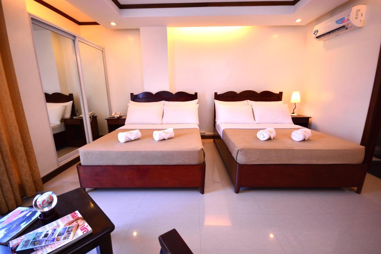 Ipil Suites Puerto Princesa Exterior foto